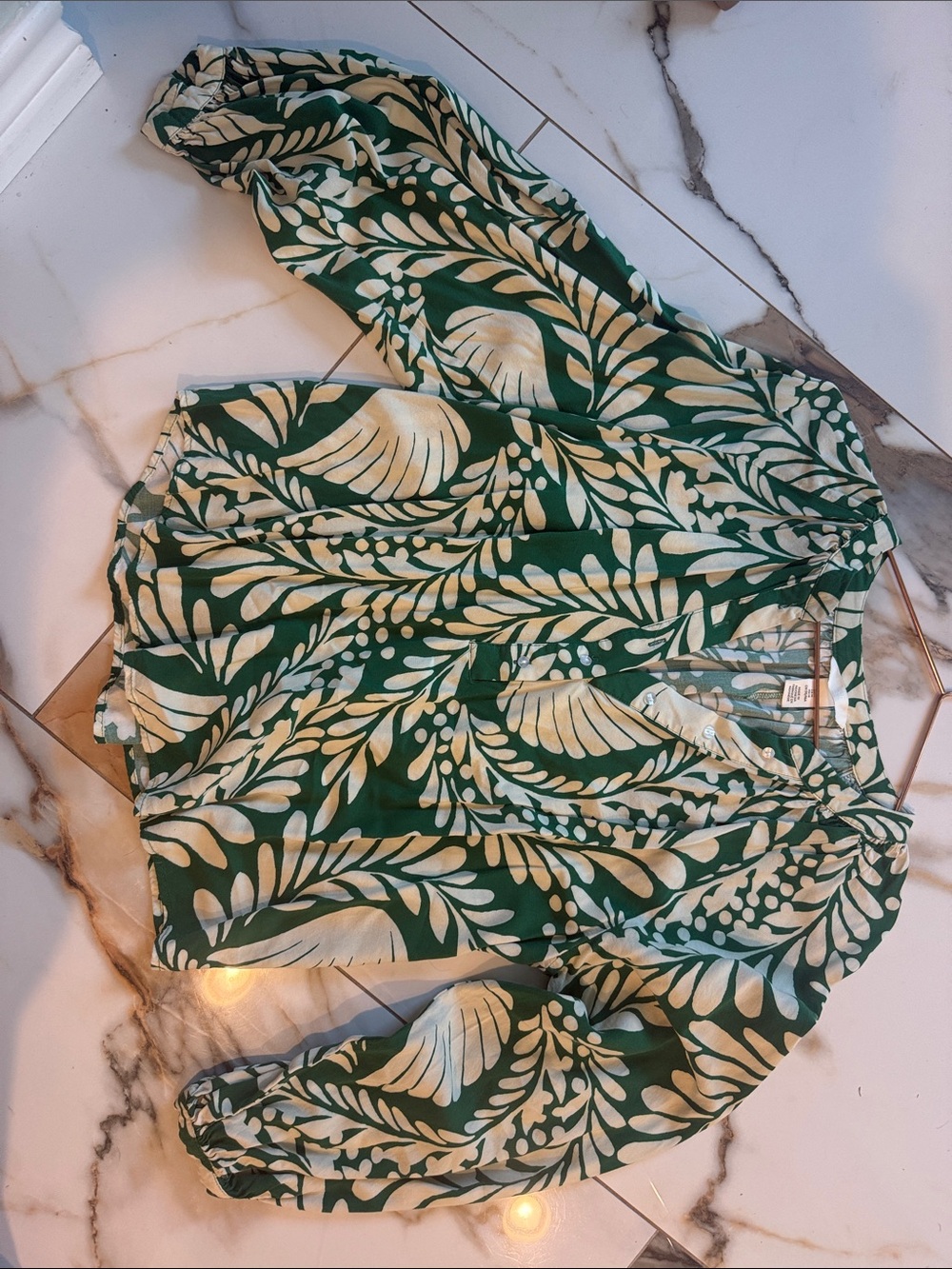 H&M Green and Cream Botanical Print Tunic Blouse